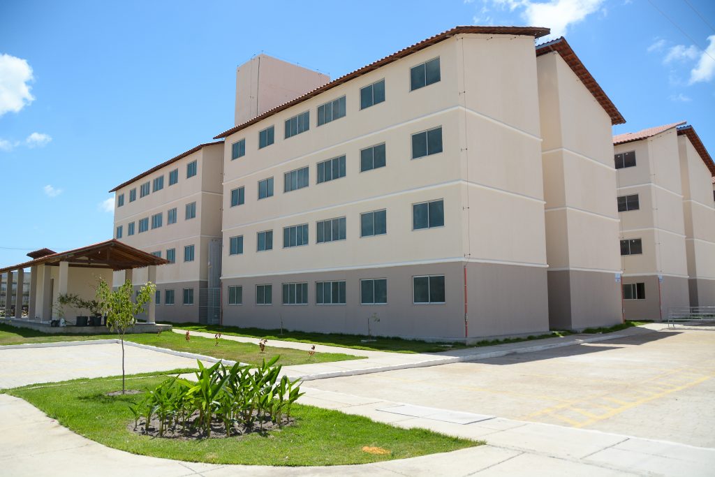 Ministro Daniel Ferreira e prefeito Cícero Lucena entregam 160 apartamentos no Residencial Vista Alegre III, nesta sexta-feira