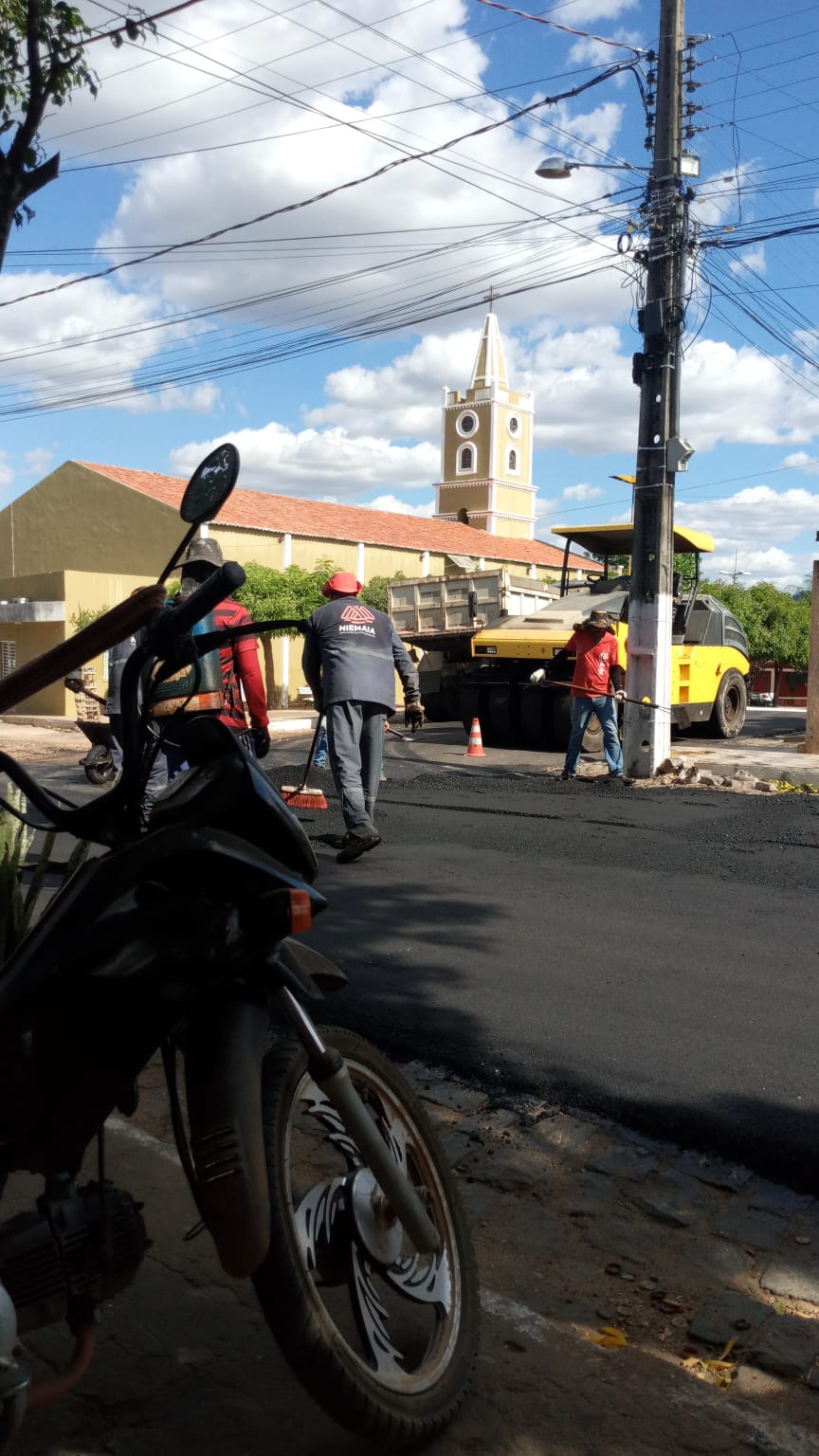 Governador João atende pleito de Jeová Campos e autoriza pavimentação asfáltica de 8 ruas em Cachoeira dos Índios