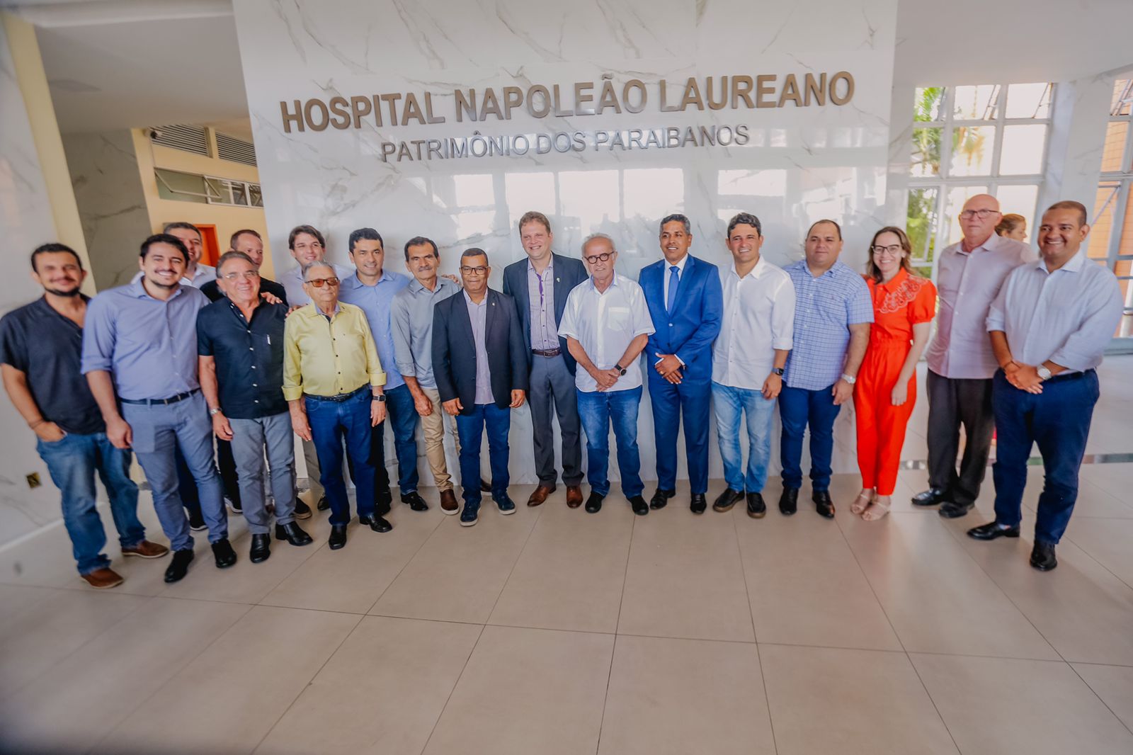 Cícero Lucena libera mais de R$ 2 milhões em emendas cidadãs para o Hospital Laureano de João Pessoa
