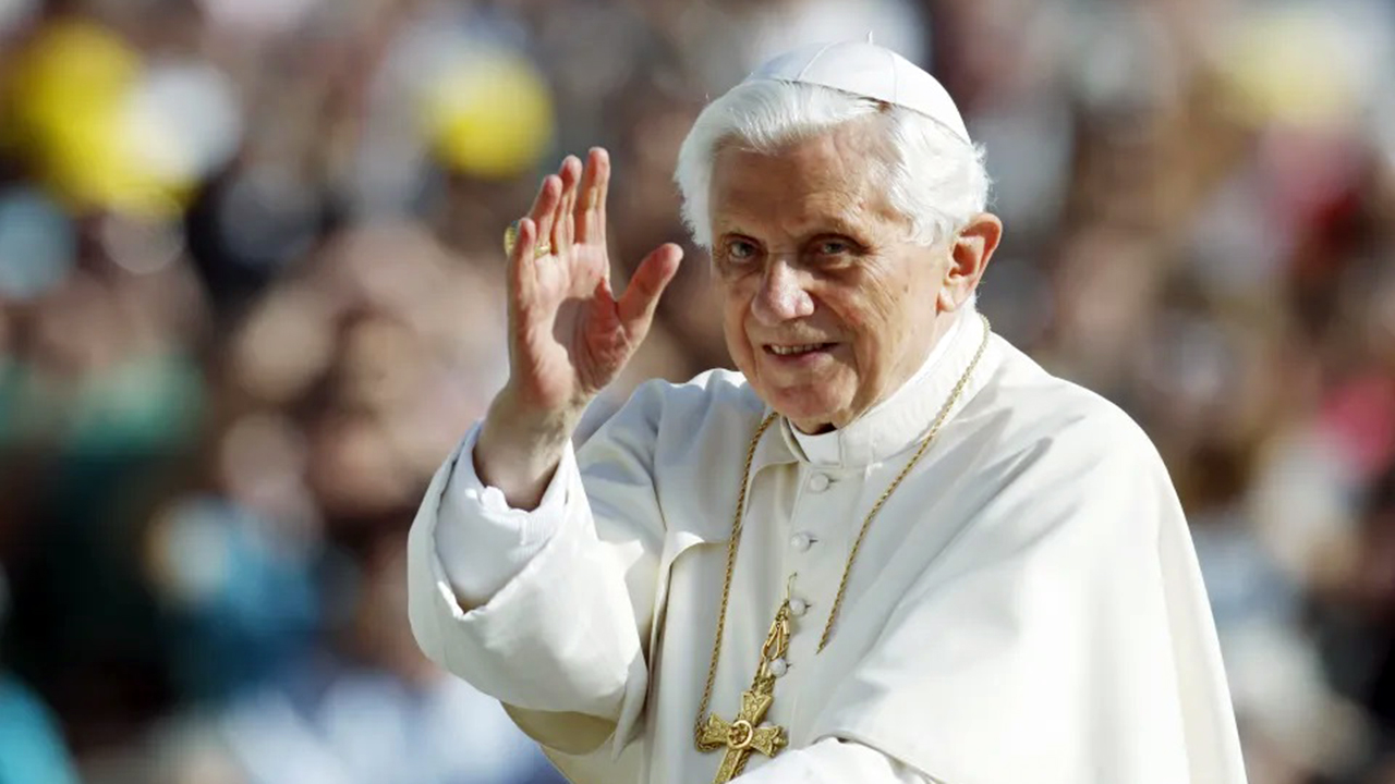 Morre Joseph Ratzinger, o Papa emérito Bento XVI aos 95 anos