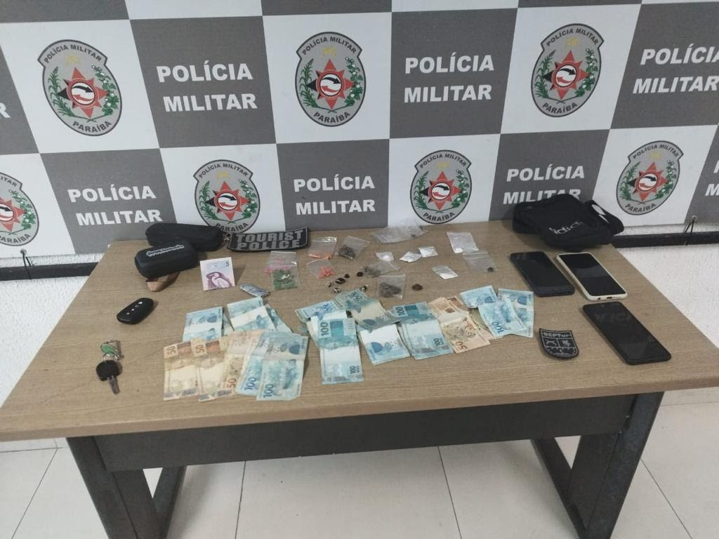 No Retão de Manaíra: Policiais da BEPTur interceptam veículo, apreende drogas e dinheiro com trio do tráfico
