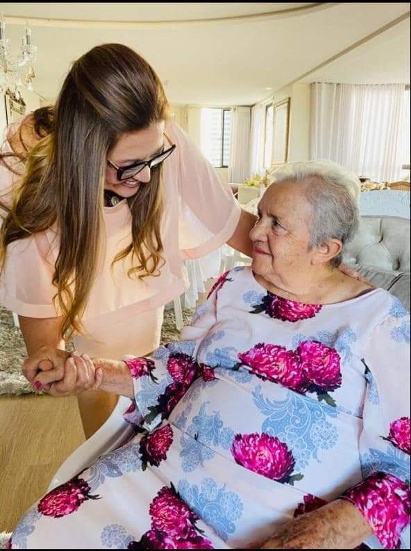 Morre em João Pessoa a professora Neusa Moura dos Santos, mãe da prefeita de Pocinhos, Eliane Galdino