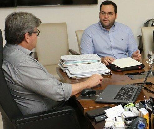 Médico Luiz Gustavo César de Barros é nomeado como substituto de Daniel Beltrammi como superintendente da  PBsaúde