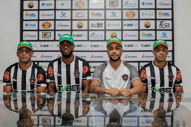 Fora do G4 e correndo riscos de ficar fora da disputa pelo título do Paraibano, diretoria do Botafogo (PB) anuncia três novas contratações