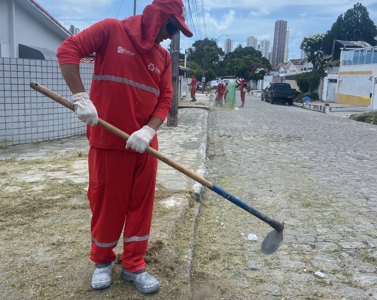 Capinação, roçagem e pintura de meio-fio: Emlur realiza serviços de zeladoria em oito bairros de João Pessoa nesta segunda-feira