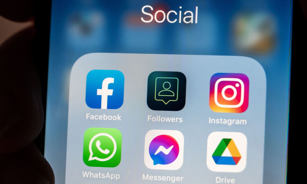 Regulação de plataformas: Norma obriga redes sociais a retirar conteúdo de apologia à violência