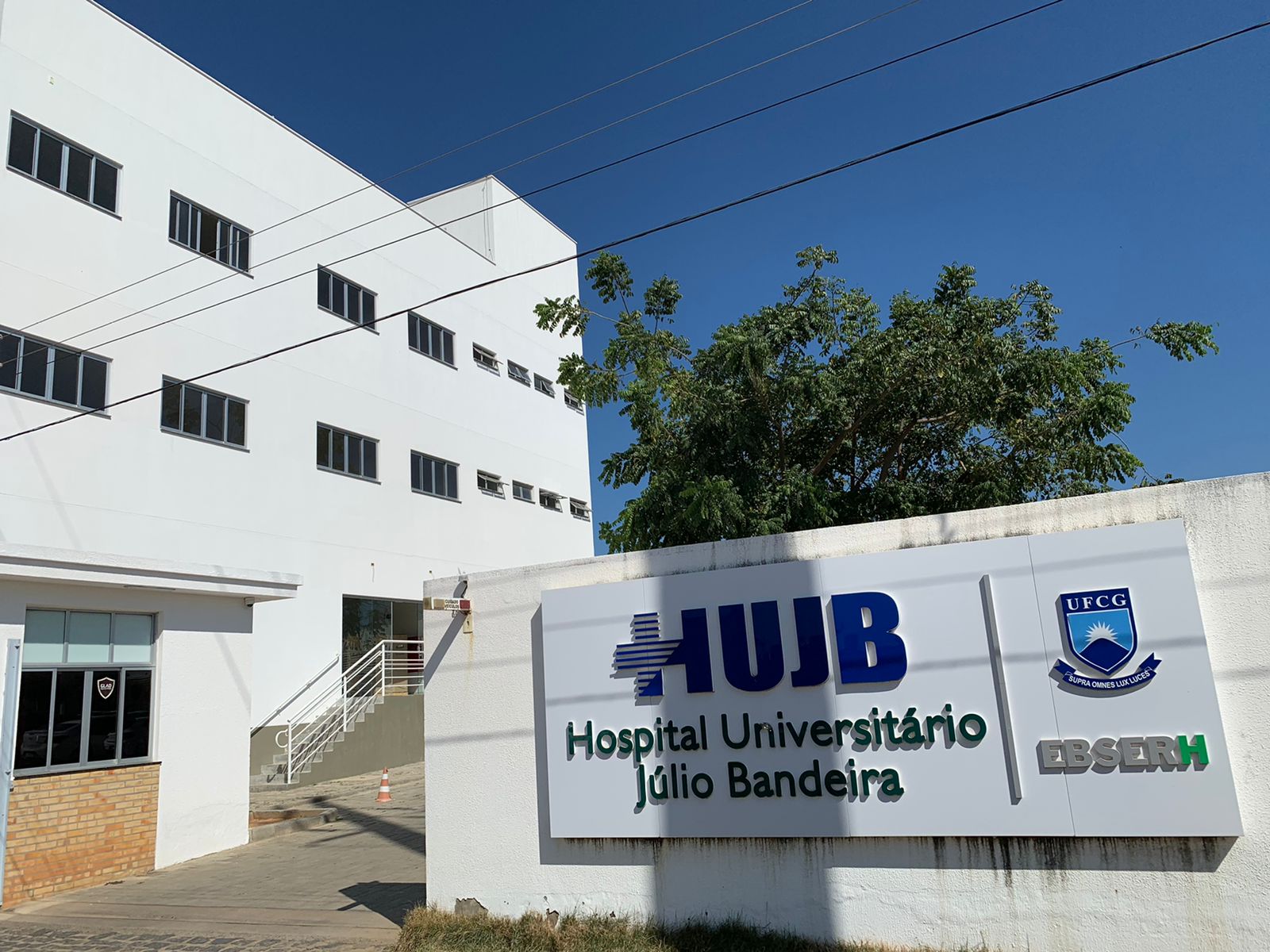 Hospital Universitário de Cajazeiras abre seleção para contratação temporária de médicos