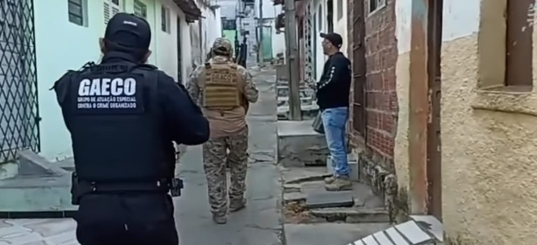 Polícia Civil e Gaeco deflagram operação LIBERTATIS na Paraíba tendo como alvo aterrorizar a população, trazendo supostas informações de massacres em escolas