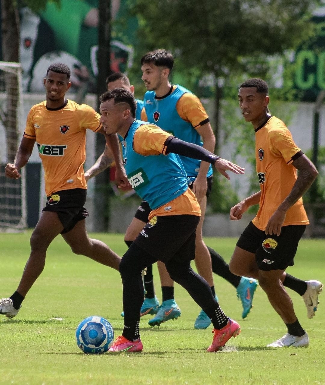 Botafogo-PB enfrenta o Floresta neste domingo no Almeidão; em caso de vitória o Belo chega a liderança da série C