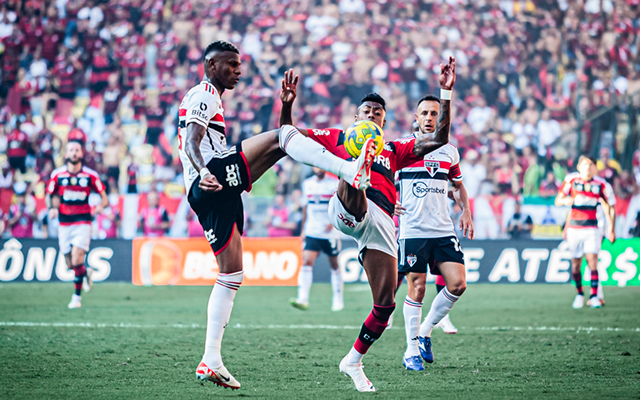 Flamengo perde para o São Paulo na 1ª partida da decisão da Copa do Brasil