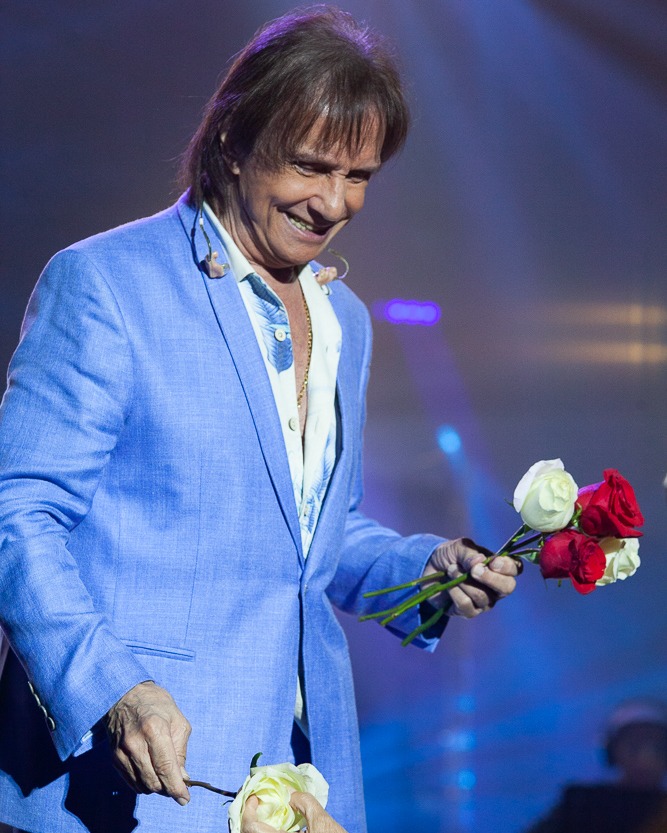 Roberto Carlos se apresenta em João Pessoa dia 16 de novembro na Domus Hall