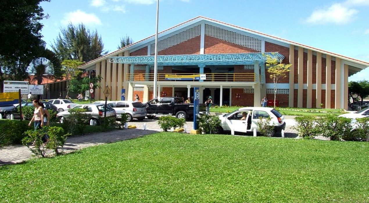 Procons de João Pessoa e do Estado da Paraíba mantêm decisão de suspender a cobrança do estacionamento aos alunos do Centro Universitário Unipê