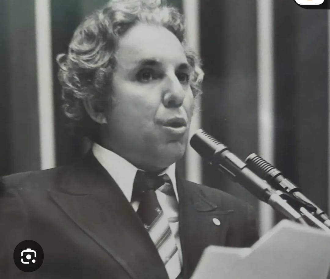 Morre em João Pessoa o ex-deputado federal Agassiz Almeida; velório acontece na Assembleia Legislativa