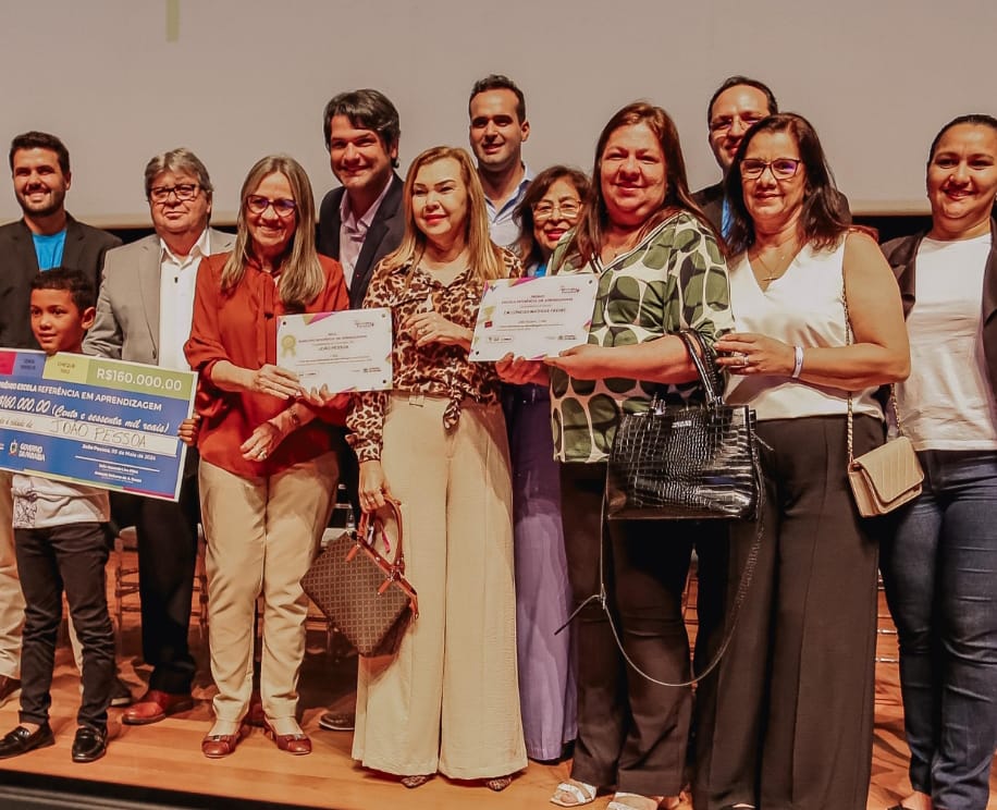 Secretaria de Educação de João Pessoa recebe do Governo da Paraíba ‘Selo Município Referência em Aprendizagem’
