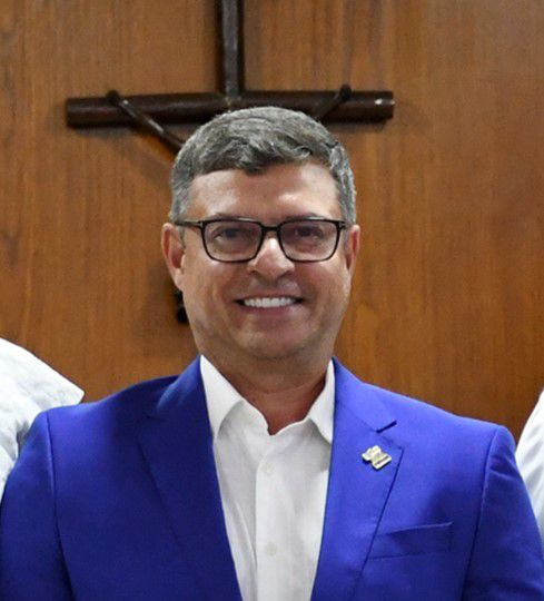Cícero Lucena nomeia ex-prefeito de Cabedelo, Vitor Hugo para a Secretaria de Turismo de João Pessoa
