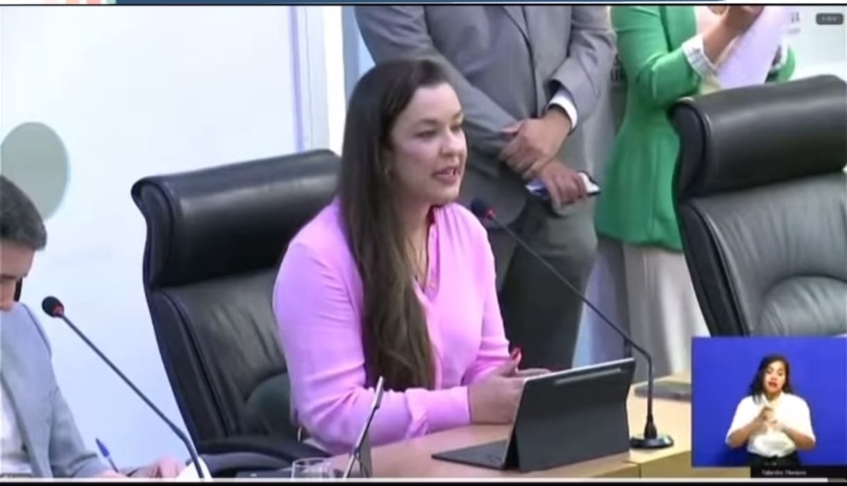 Assembleia Legislativa aprova projeto de Camila que institui Campanha Estadual de Combate ao Assédio e à Violência Sexual