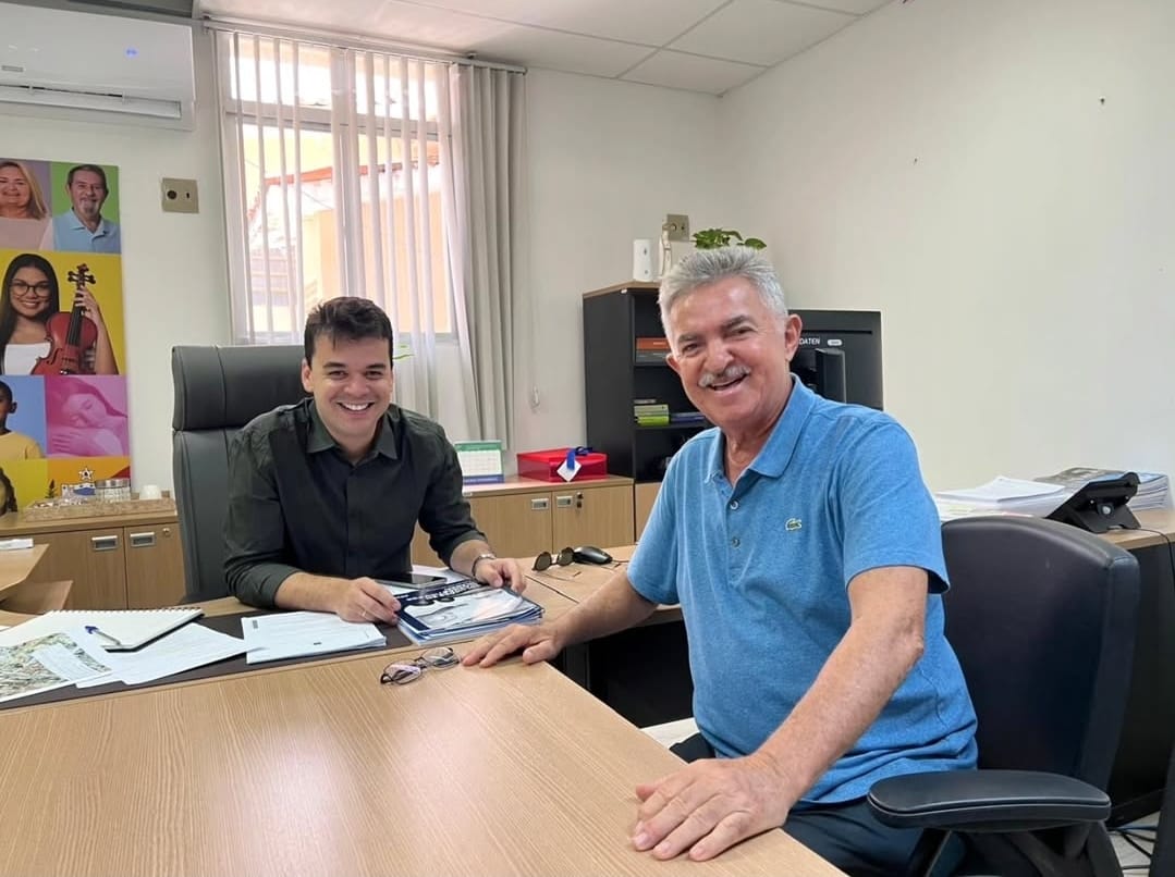 Deputado João Gonçalves parabeniza secretário Ari Reis por eleição como vice-presidente do Conass e destaca avanços da Saúde na Paraíba