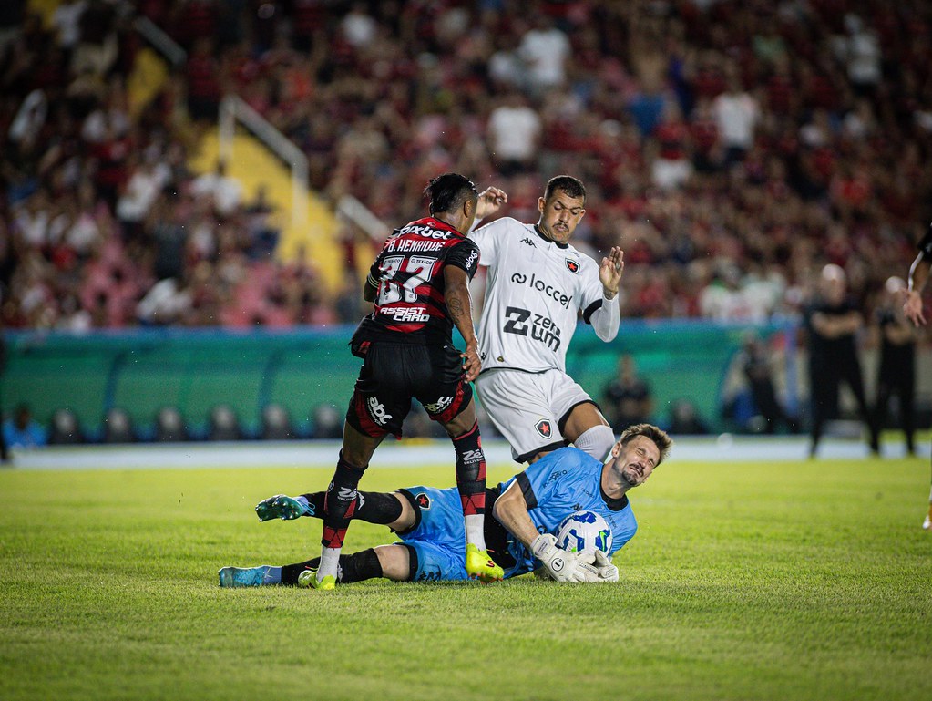 Botafogo-PB perde para o Flamengo no jogo de ida pela terceira fase da Copa do Brasil, no Castelão em São Luís