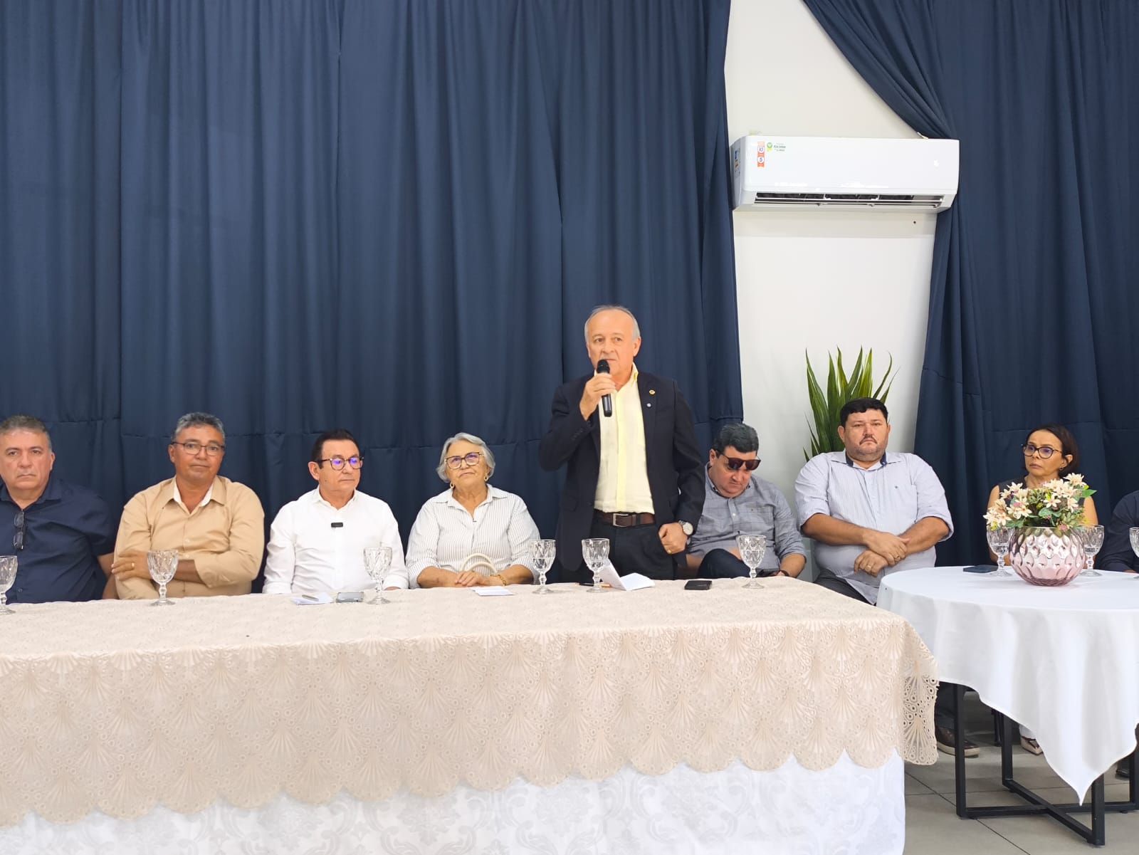 Branco Mendes participa de audiência pública para discutir estadualização e pavimentação da estrada que liga Emas ao município a Coremas