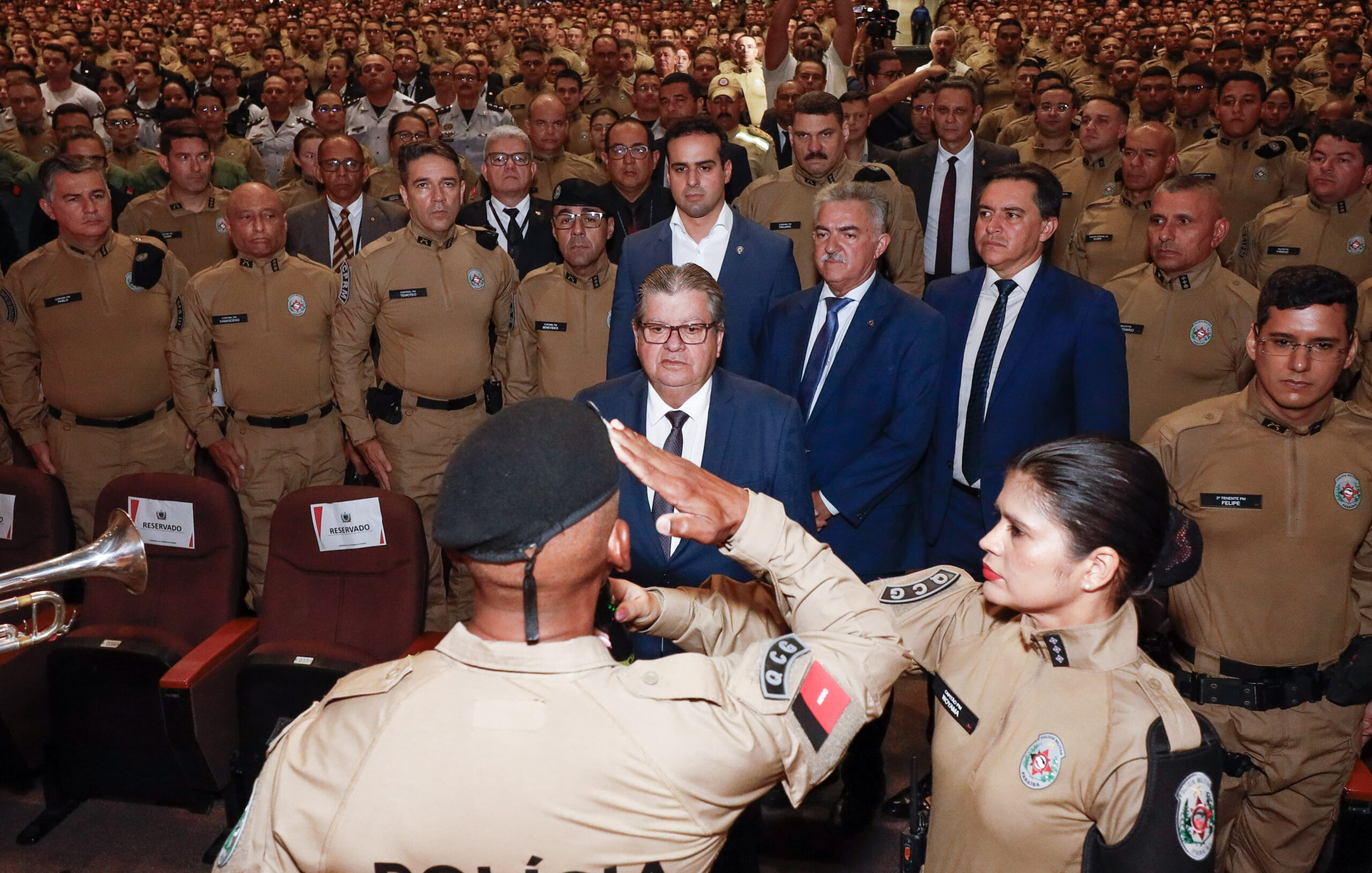 Presidente da CCJ da Assembleia Legislativa, João Gonçalves participa de solenidade que sancionou nova Lei de Organização Básica da Polícia Militar da Paraíba