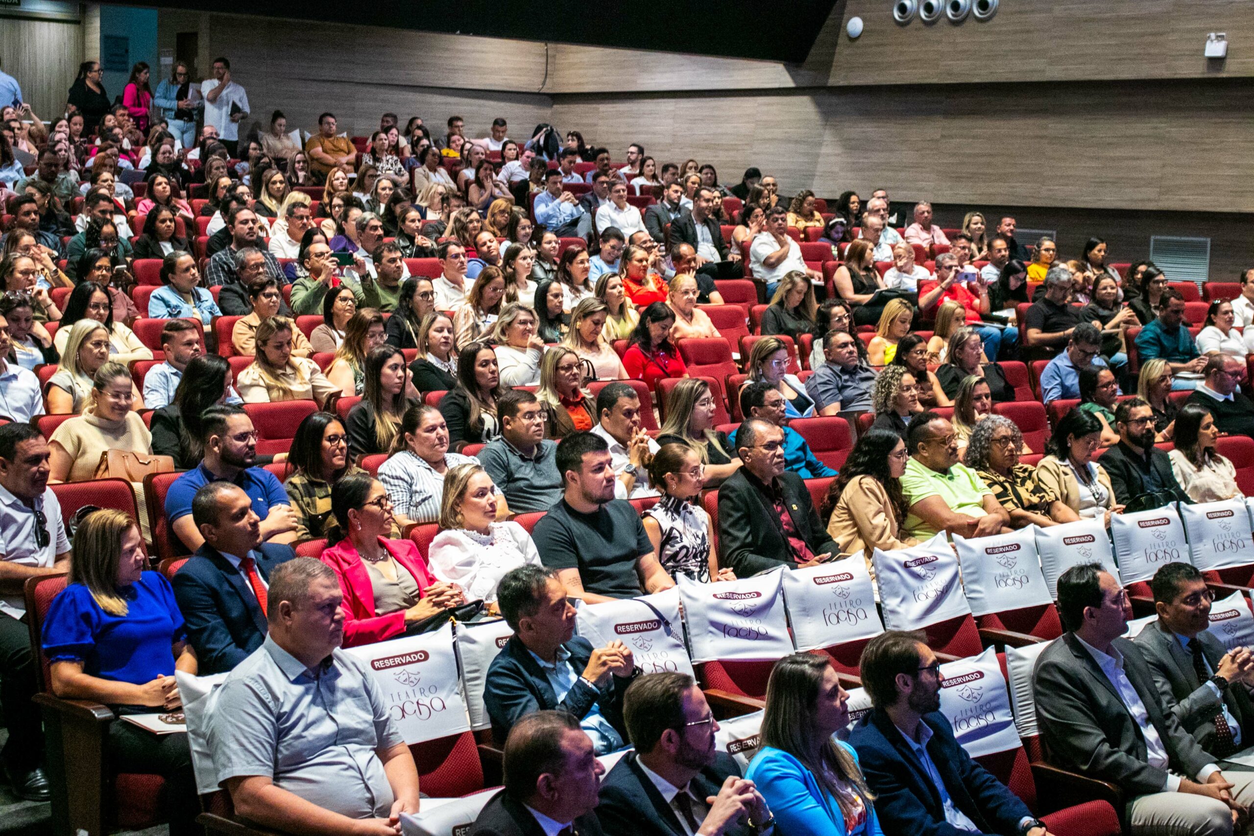 TCE-PB realiza Encontro da Primeira Infância com adesão de 70 prefeitos ao Pacto
