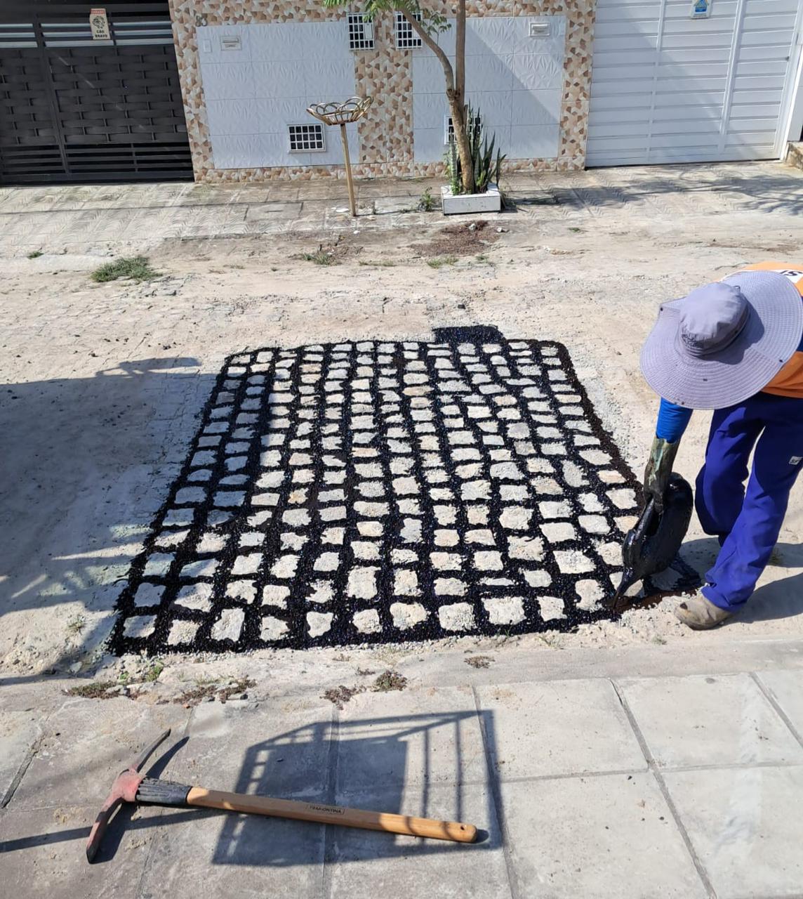 Infraestrutura de João Pessoa realiza Operação Tapa-buraco em quase 40 bairros nesta quinta-feira