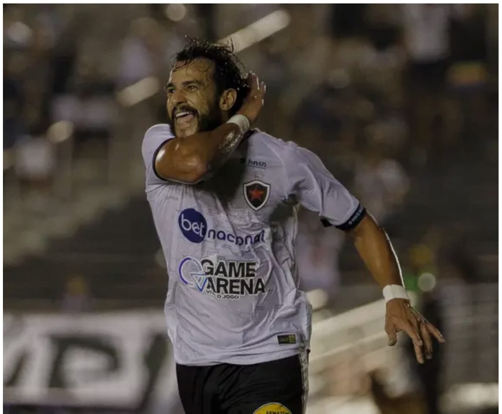 Centroavante Henrique Dourado tem contrato rescindido e está fora do Botafogo para a temporada 2026