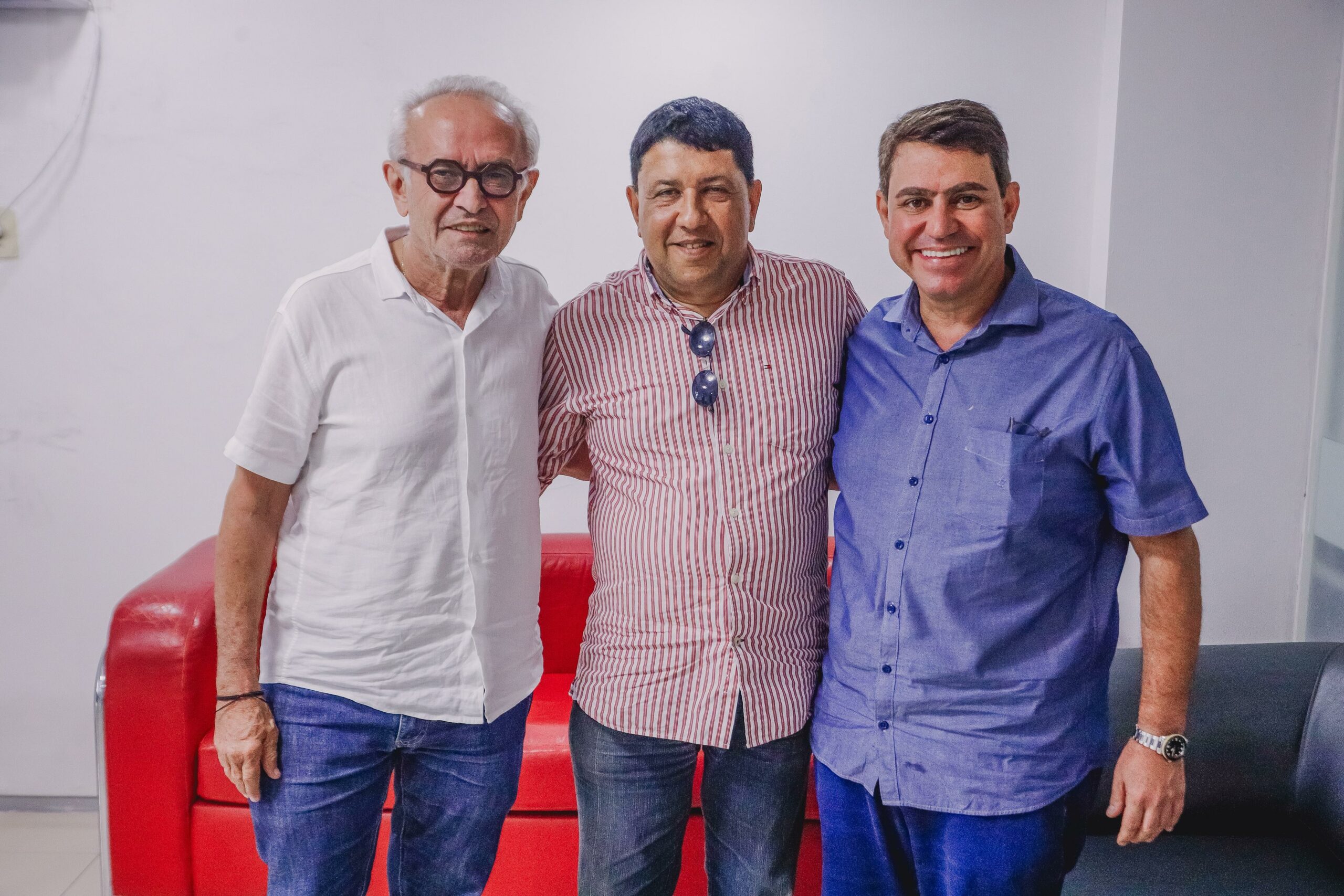 Eleições: Cícero Lucena amplia apoios políticos para 2026 com presidente do Solidariedade em Caldas Brandão