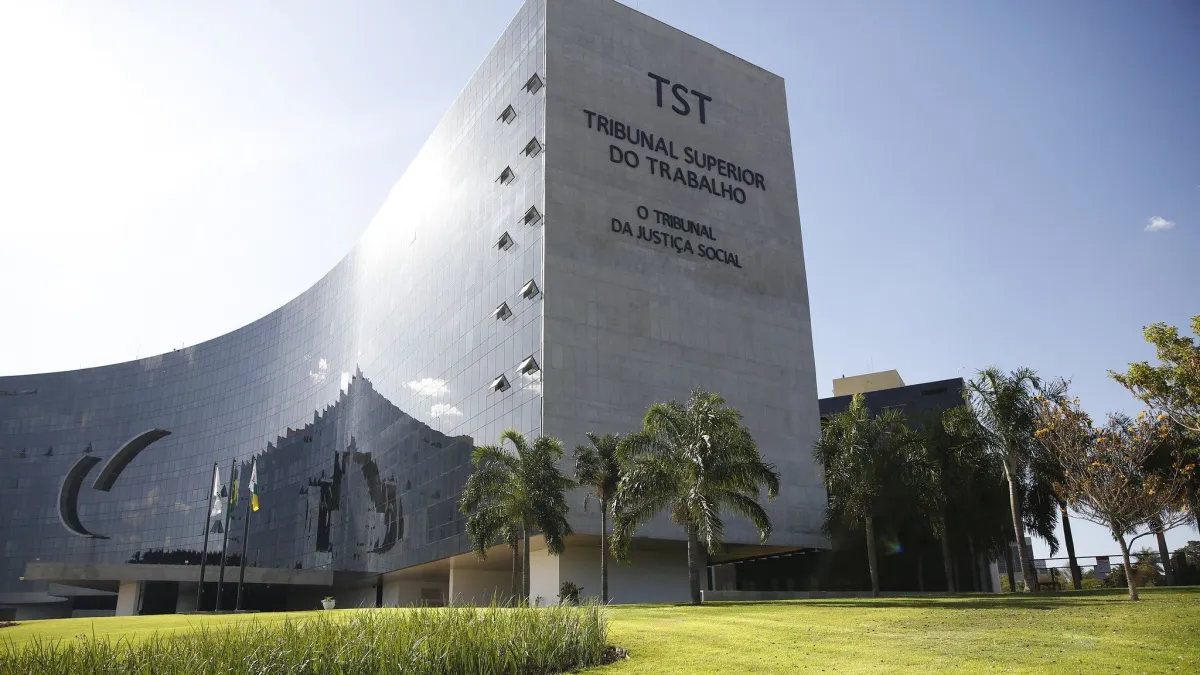 TST decide que bancos podem monitorar contas de seus bancários correntistas sem riscos de gerar indenização por danos morais