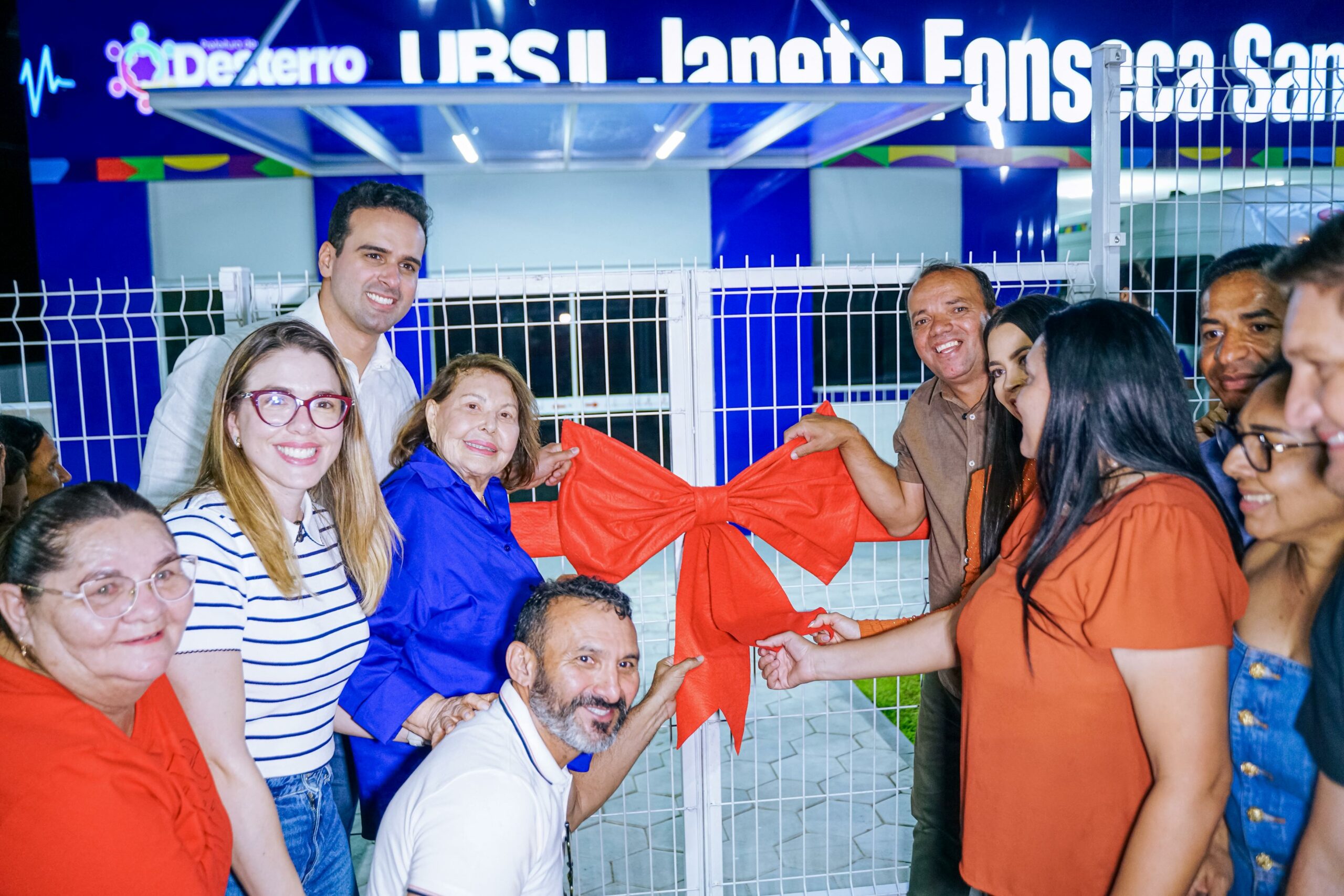 Cidade de Desterro inaugura UBS Tipo II em Tataíra e recebe van equipada para o TFD com recursos de emenda da deputada Francisca Motta