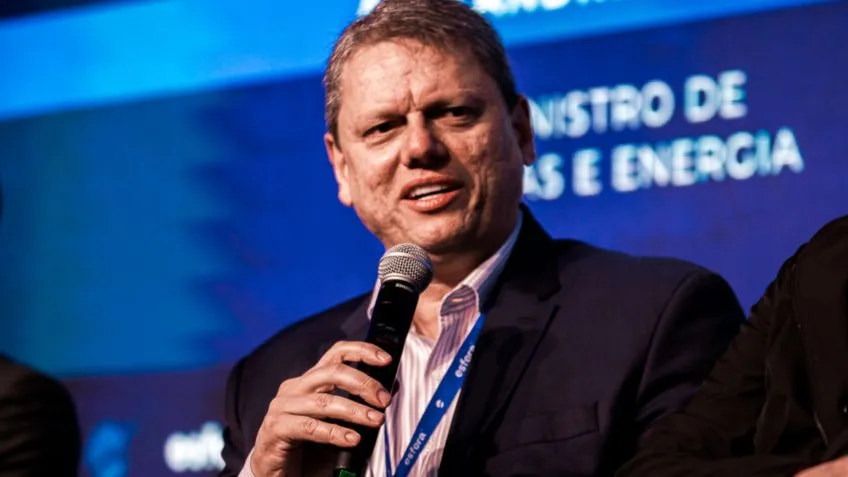 Governador Tarcísio sinaliza permanência no Republicanos enquanto sigla monta estrutura presidencial para 2026