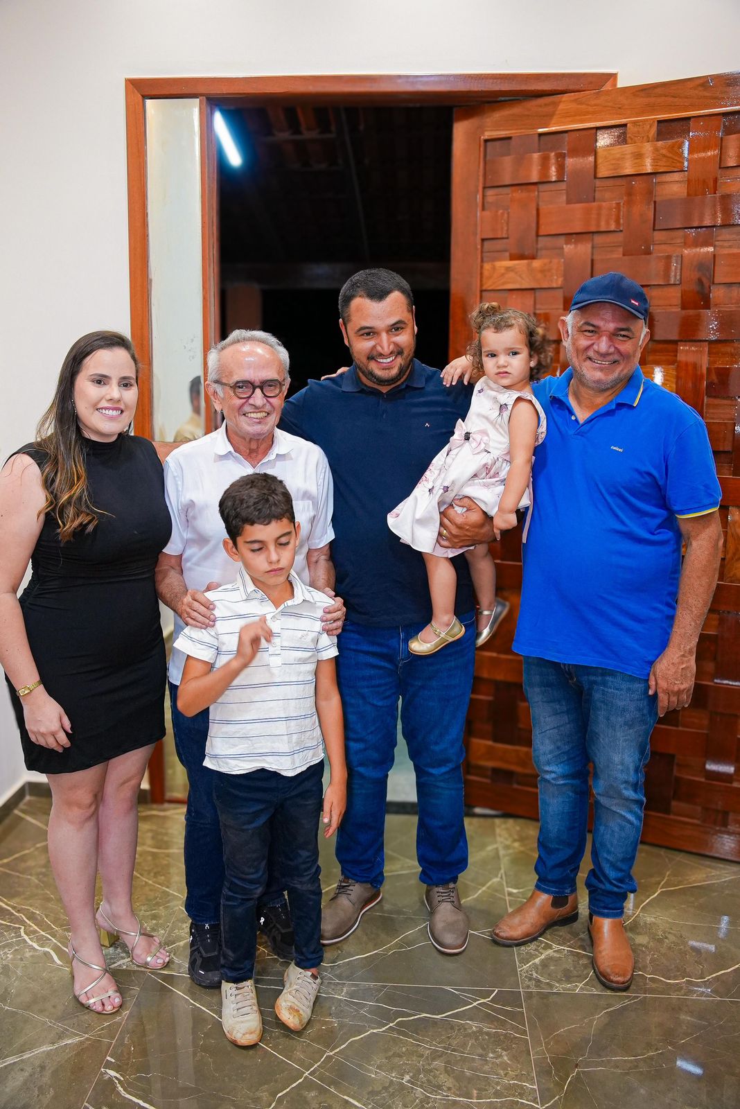 Eleições 2026: Pré-candidatura de Cícero Lucena ao Governo recebe apoio de lideranças de Amparo, Prata e Monteiro