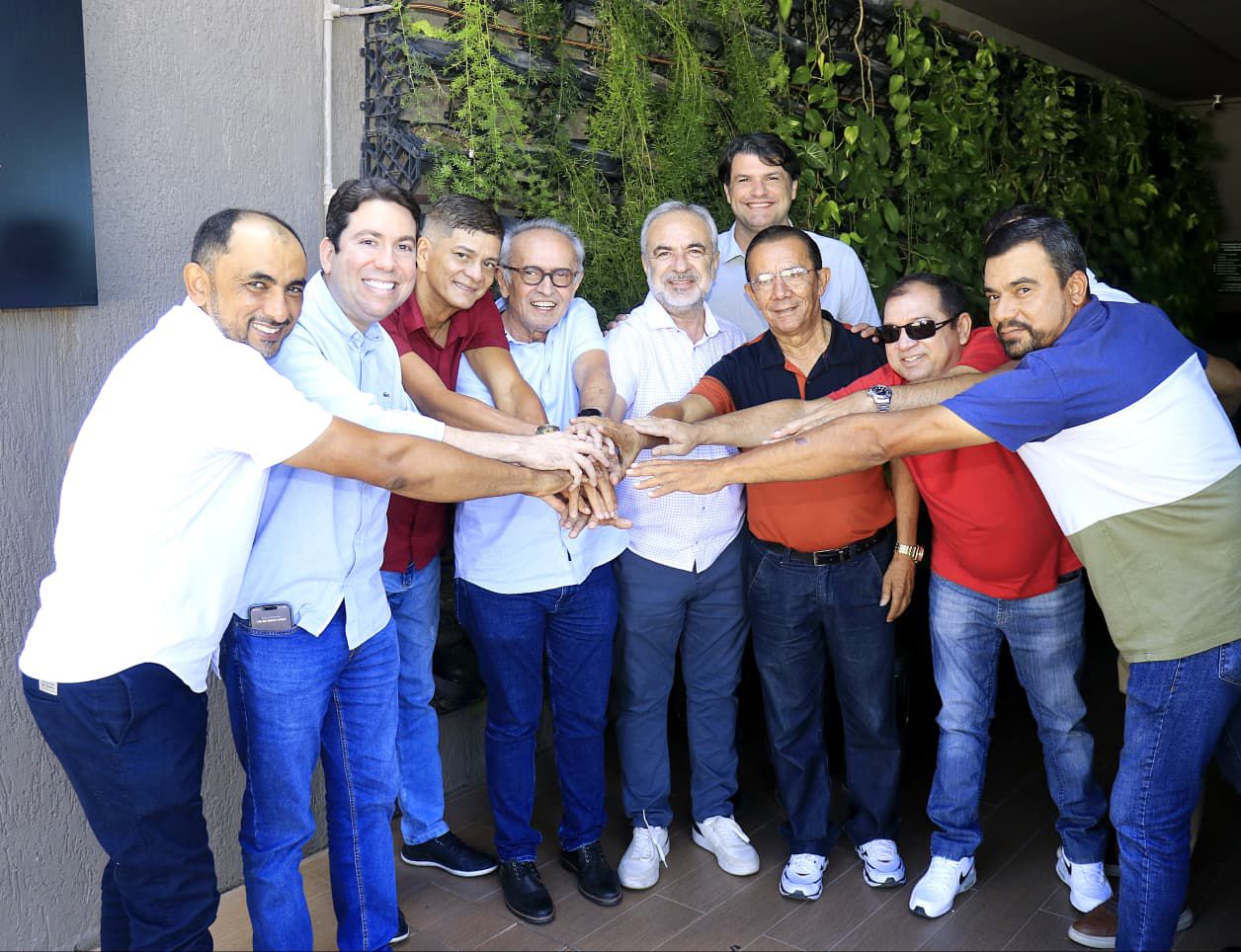 Eleições 2026: Prefeito George Farias e grupo de situação de Taperoá anunciam apoio à pré-candidatura de Cícero Lucena ao Governo