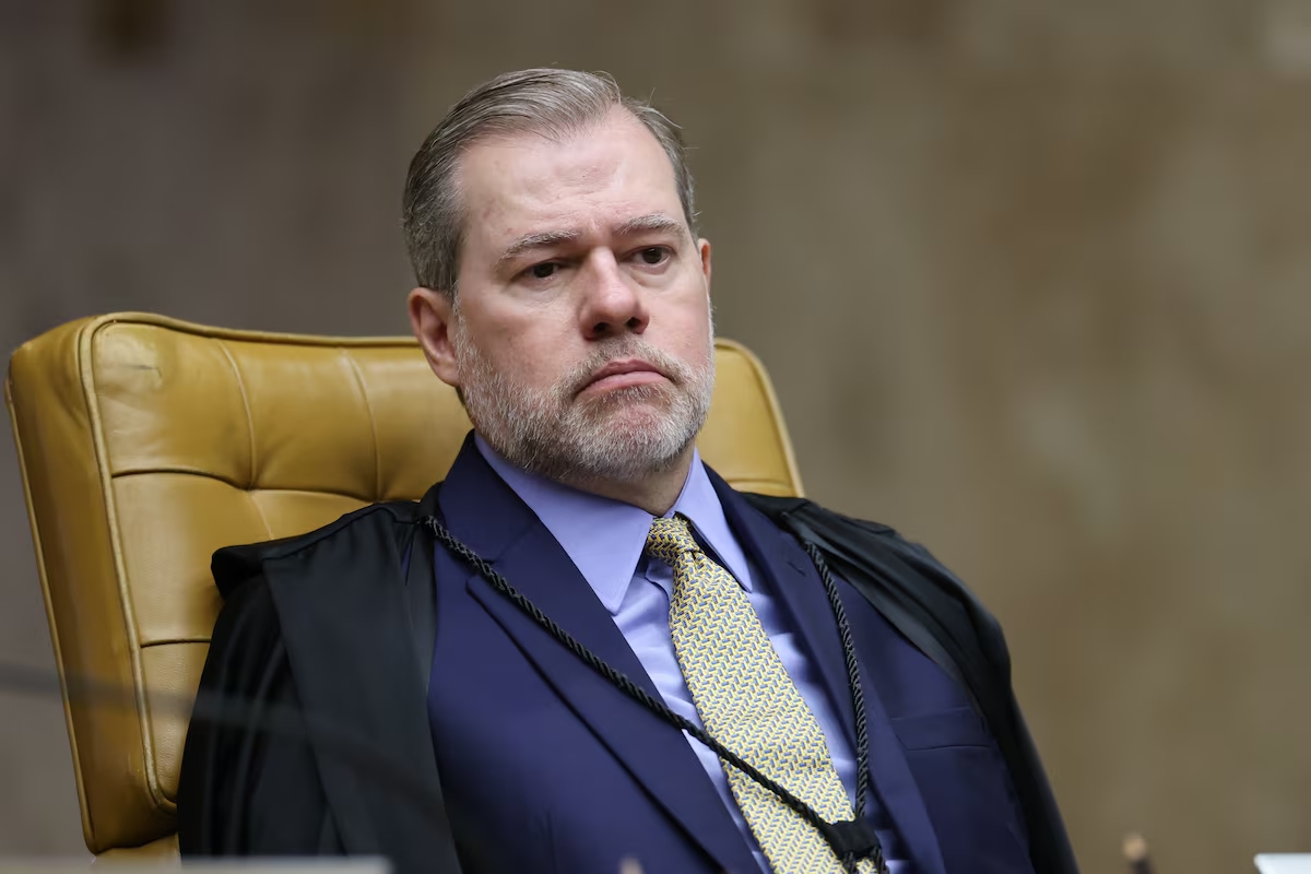 Ministro Toffoli age como novo delegado no STF, dificulta trabalho da PF no caso Master e expõe seus medos