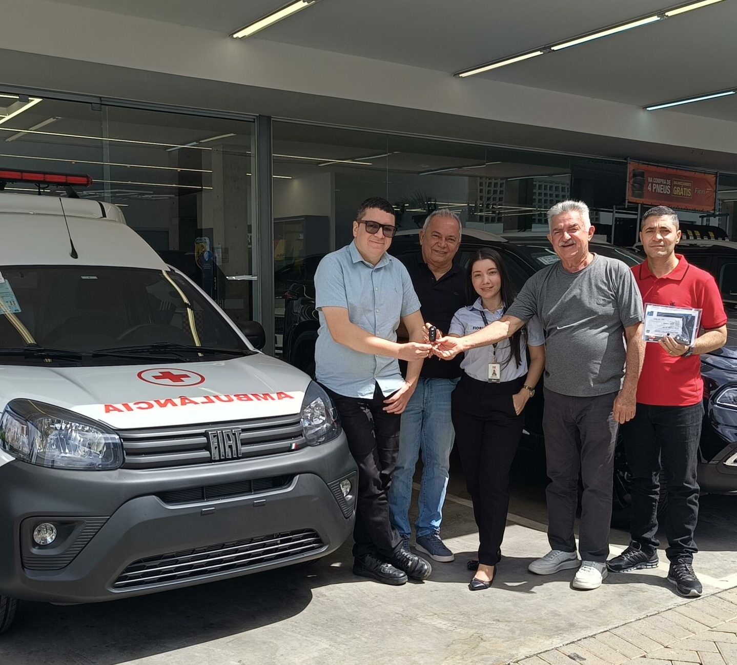 População de Santa Inês comemora chegada de nova ambulância, fruto de emenda de João Gonçalves